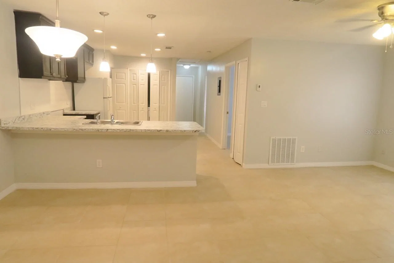 1513 SOPHIE, Orlando, FL 32828 3
