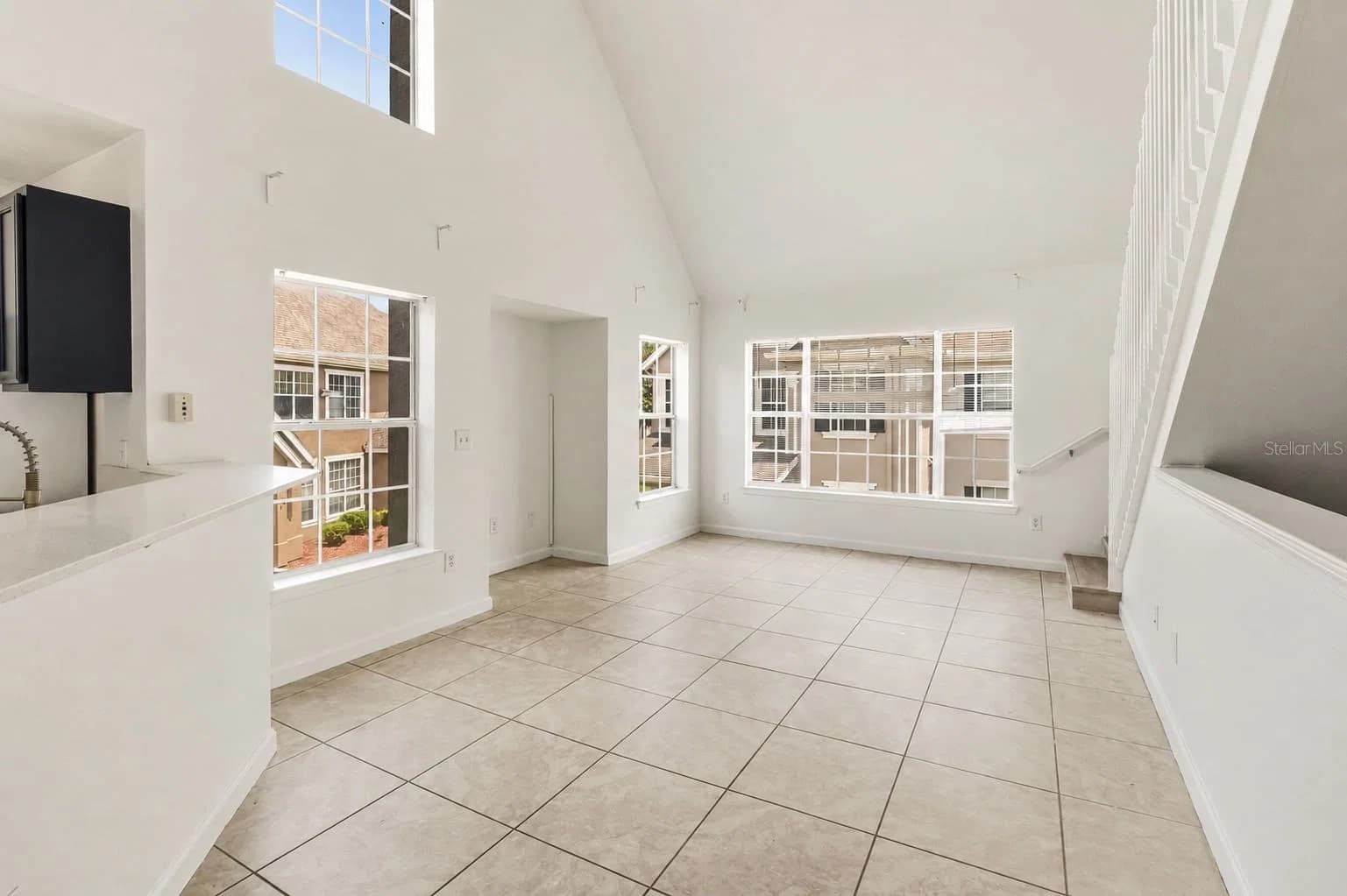 9157 LEE VISTA, Orlando, FL 32829 3