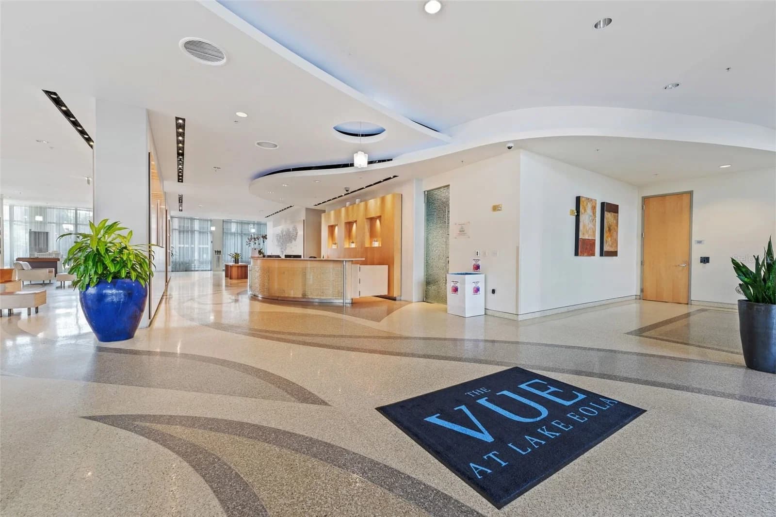150 ROBINSON, Orlando, FL 32801 3