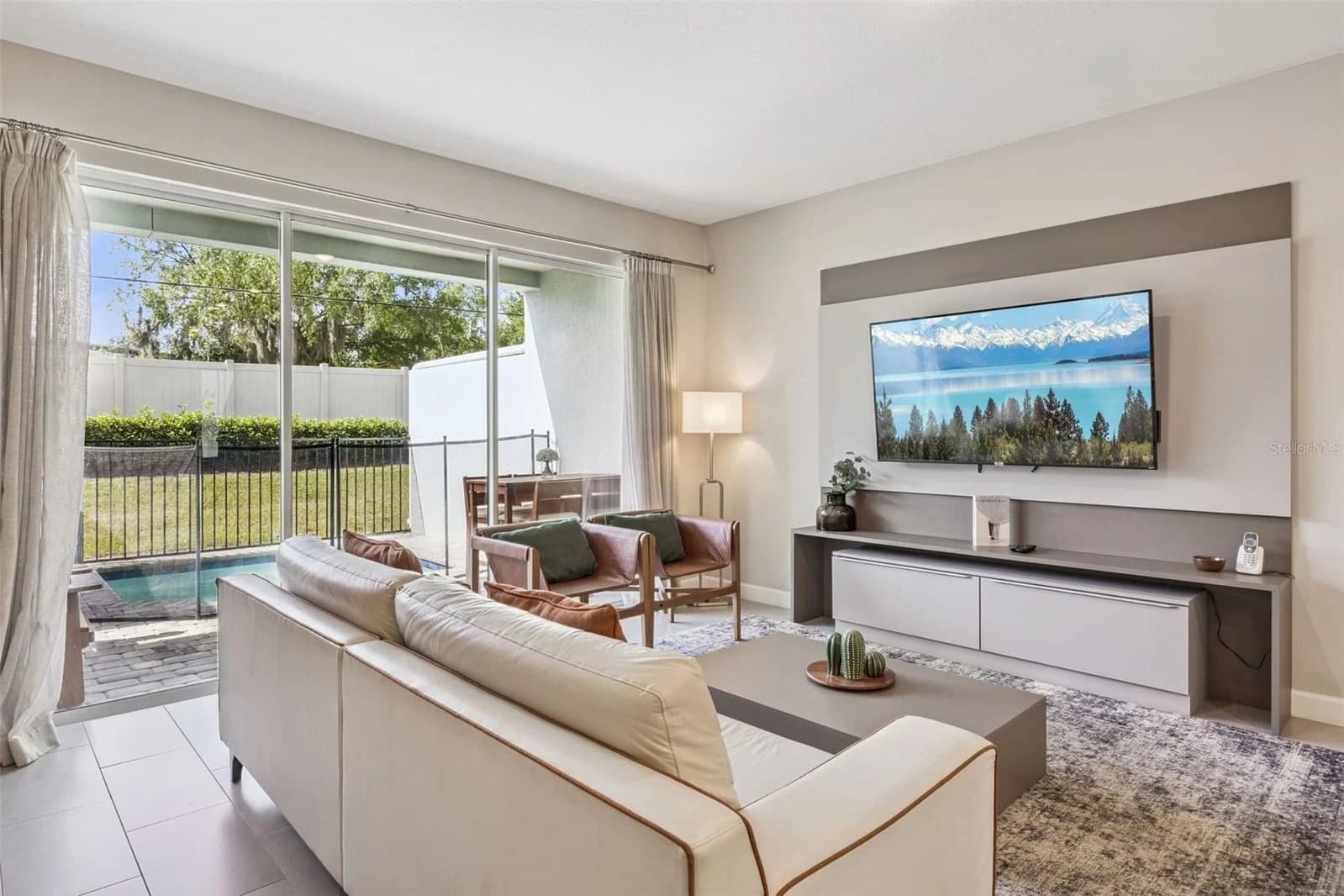 7952 FORMOSA VALLEY 4