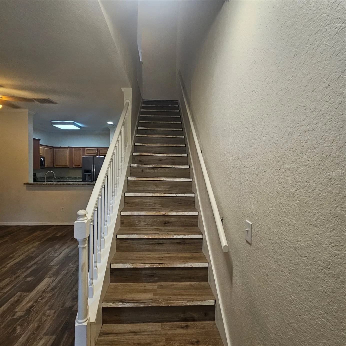 2530 LANCIEN, Orlando, FL 32826 2