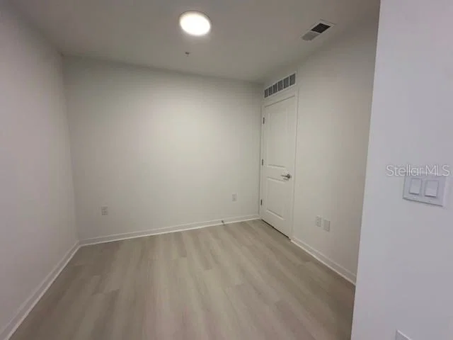 5563 MILLENIA PARK 5