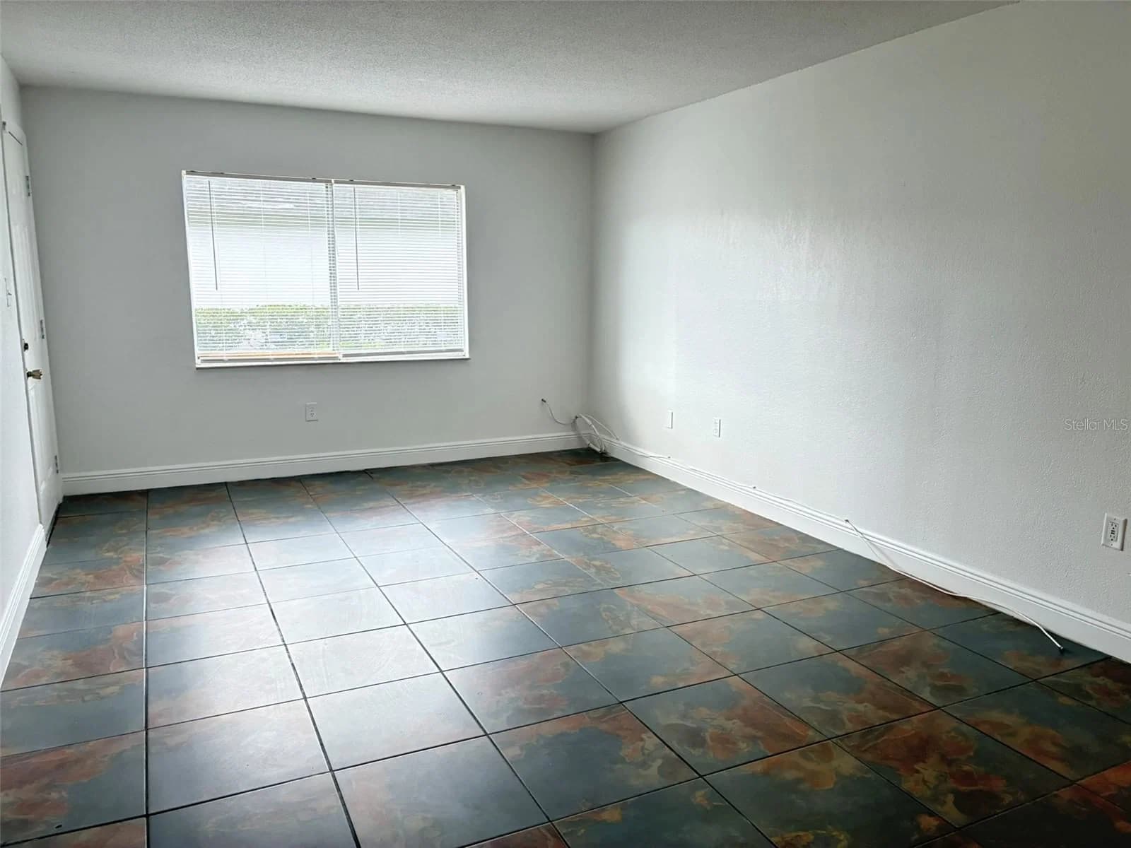 1944 CONWAY, Orlando, FL 32812 3