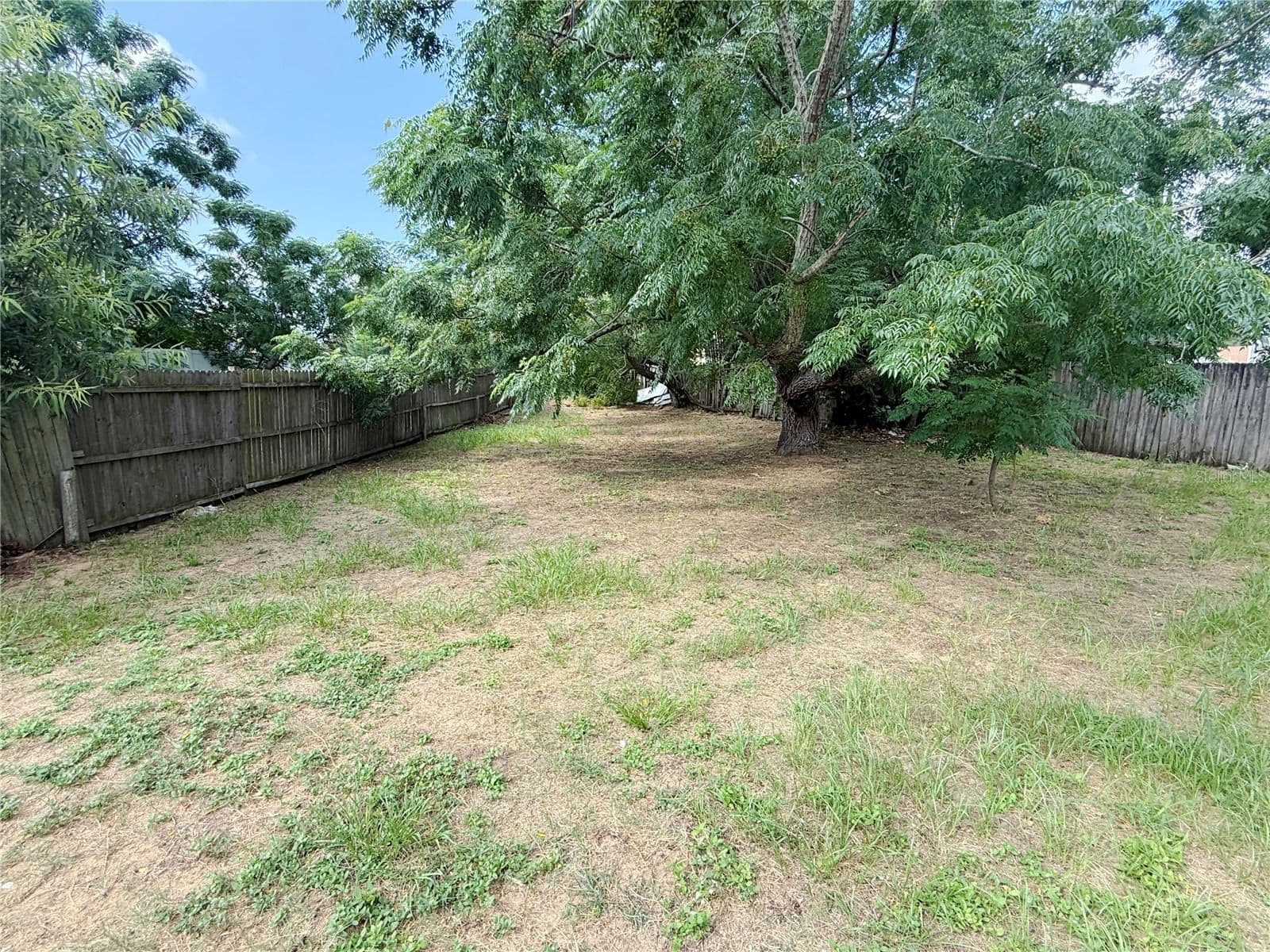 7425 VILLAS OAK 5