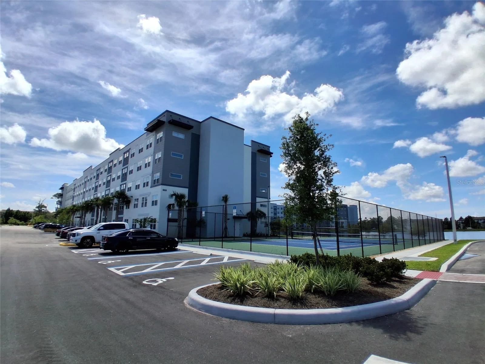 5579 MILLENIA PARK 2