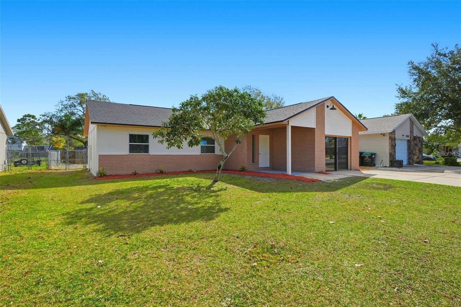 2843 CALICO, Orlando, FL 32822 3