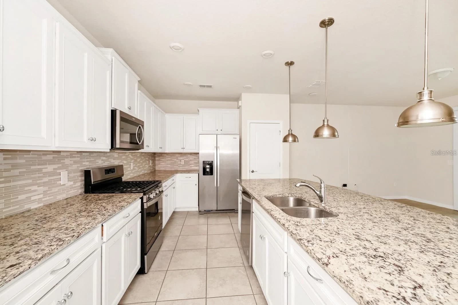 7513 OAK SPRING 2