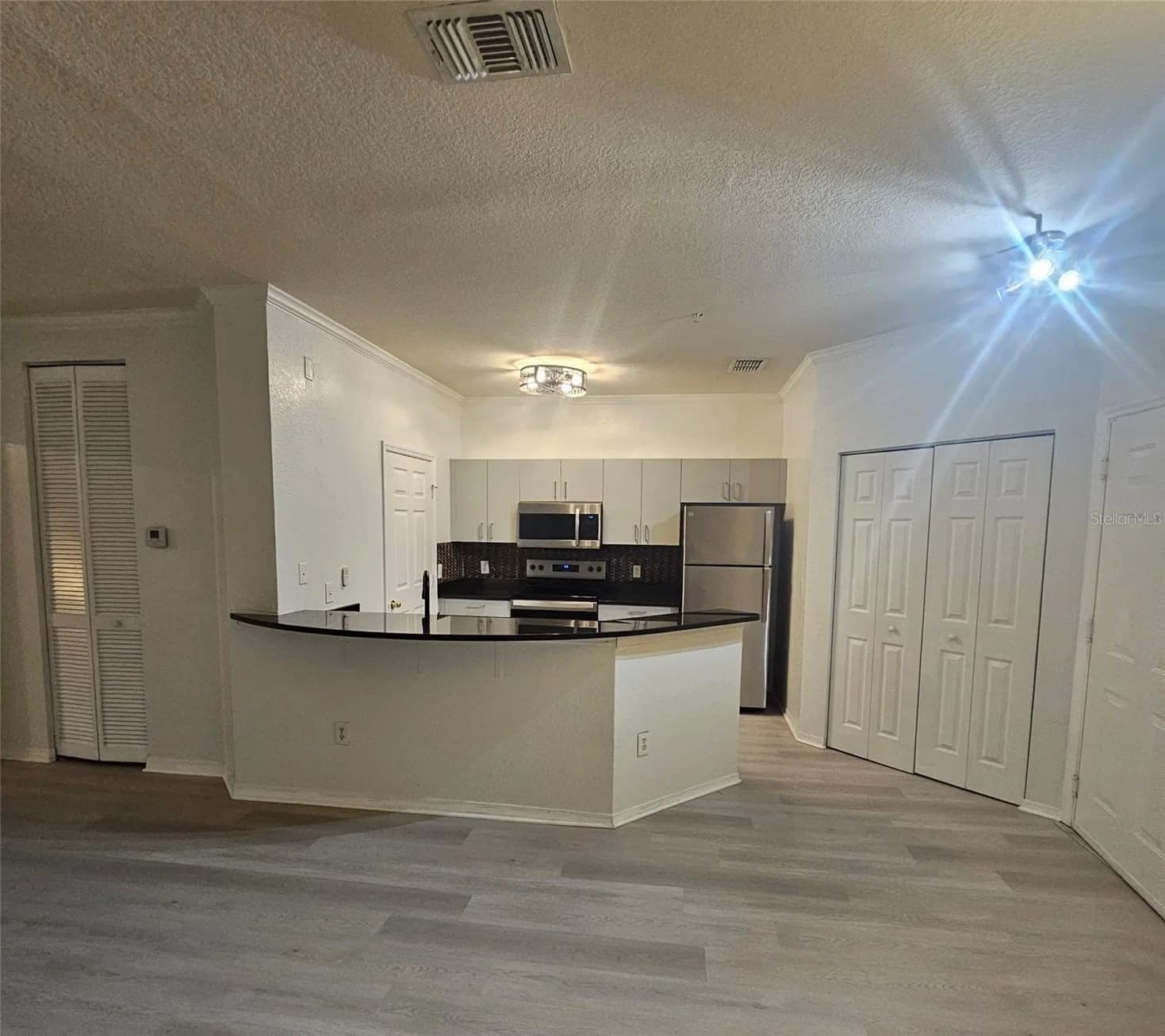 3621 CONROY 5