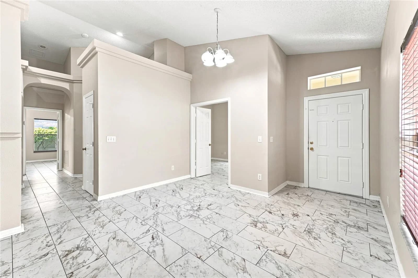 2155 KAYLAS, Orlando, FL 32817 3