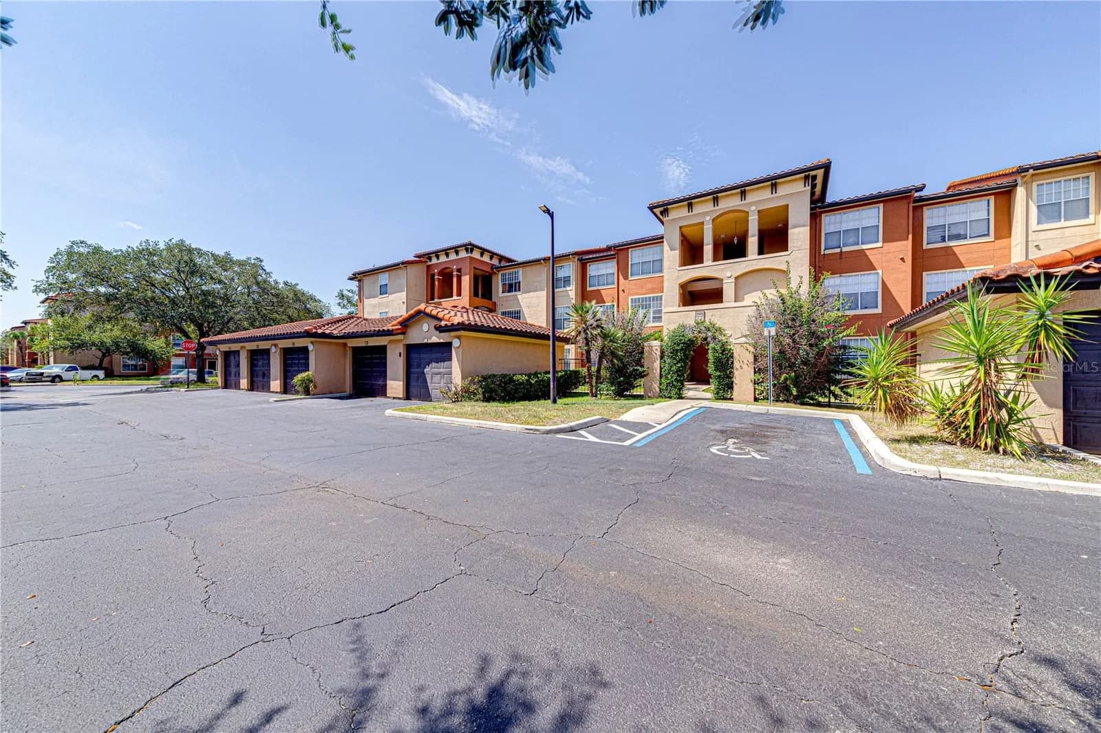 5500 METROWEST, Orlando, FL 32811