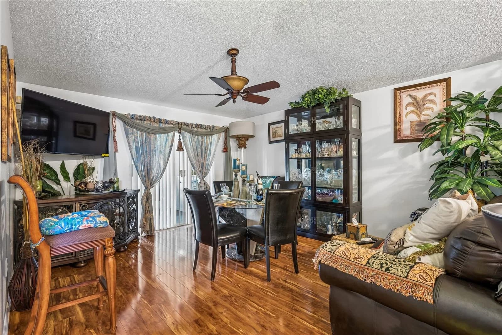 10337 LAXTON 5