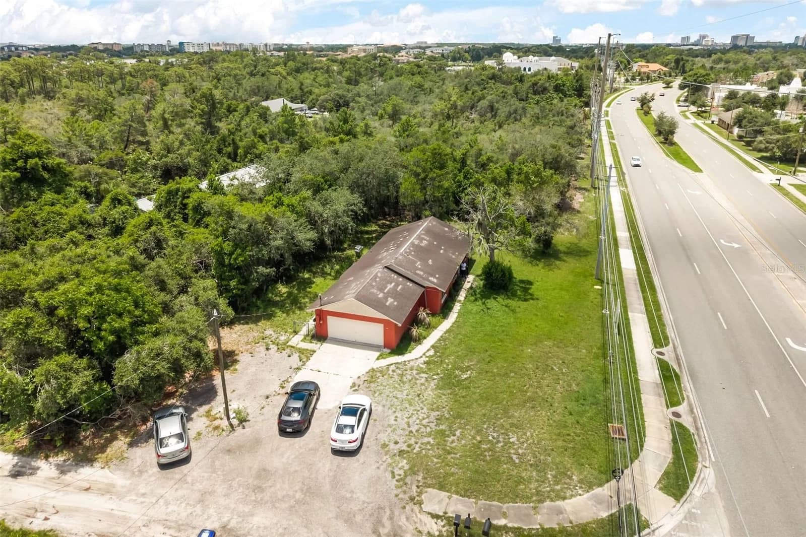 11253 APOPKA VINELAND 4
