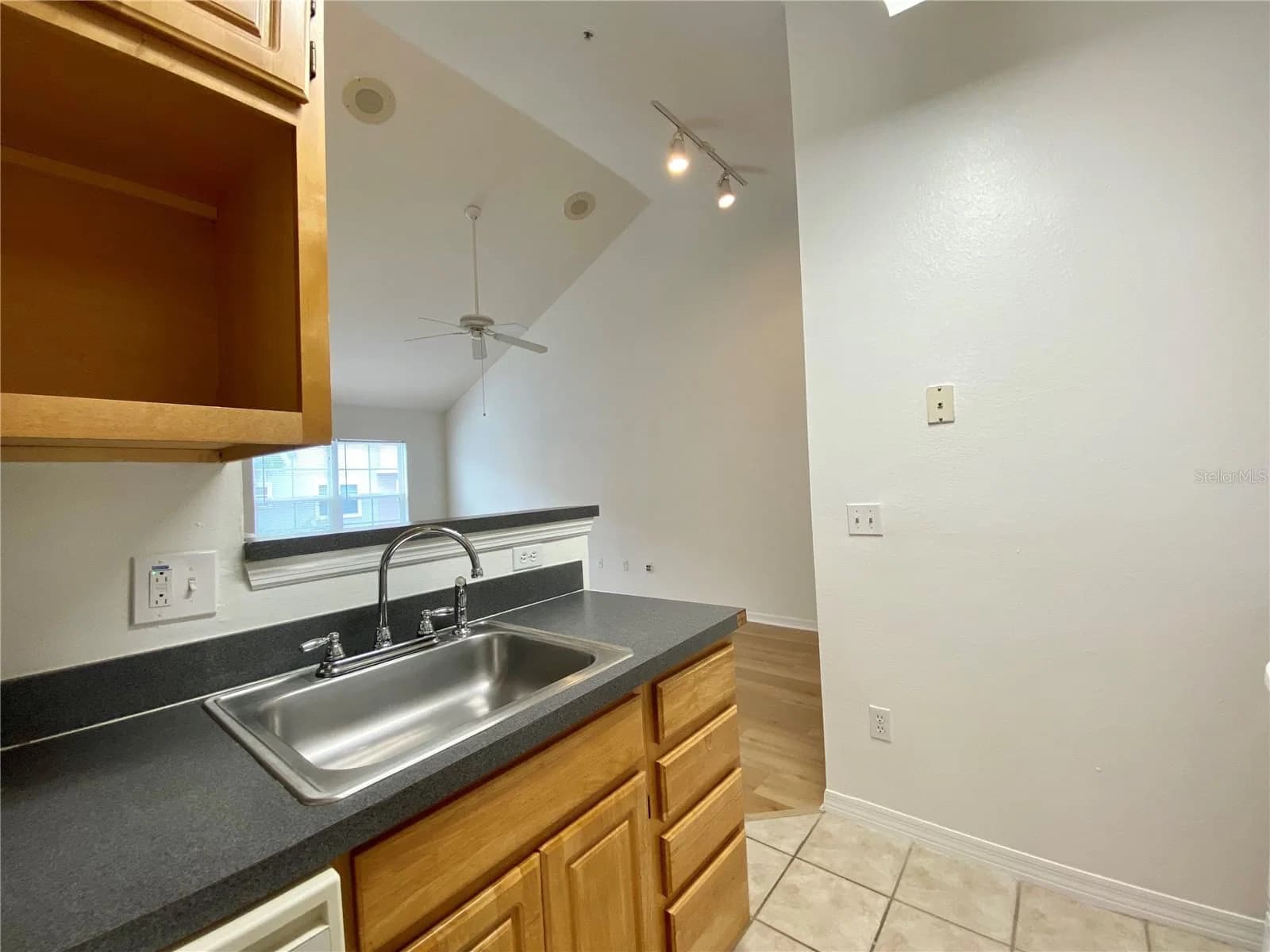3364 WESTCHESTER SQUARE 5