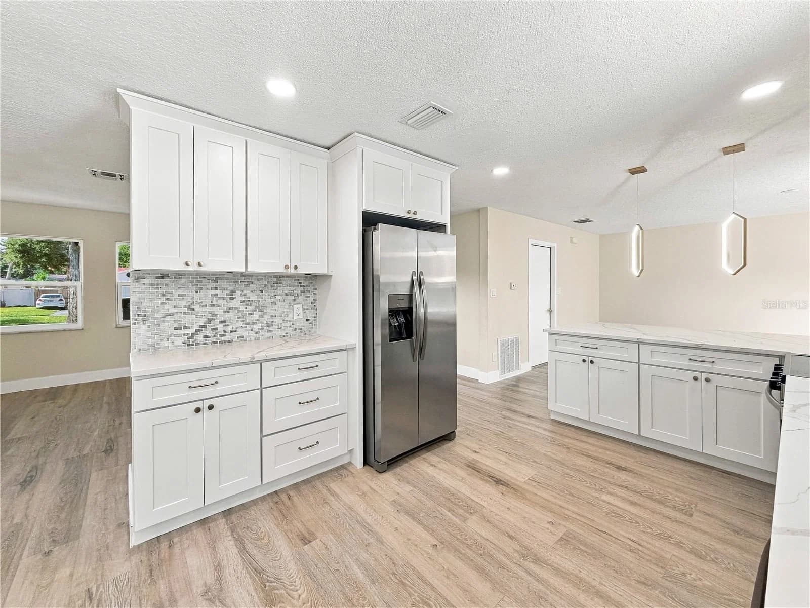 7015 CRESTLAKE Drive, Orlando, FL 32819 2