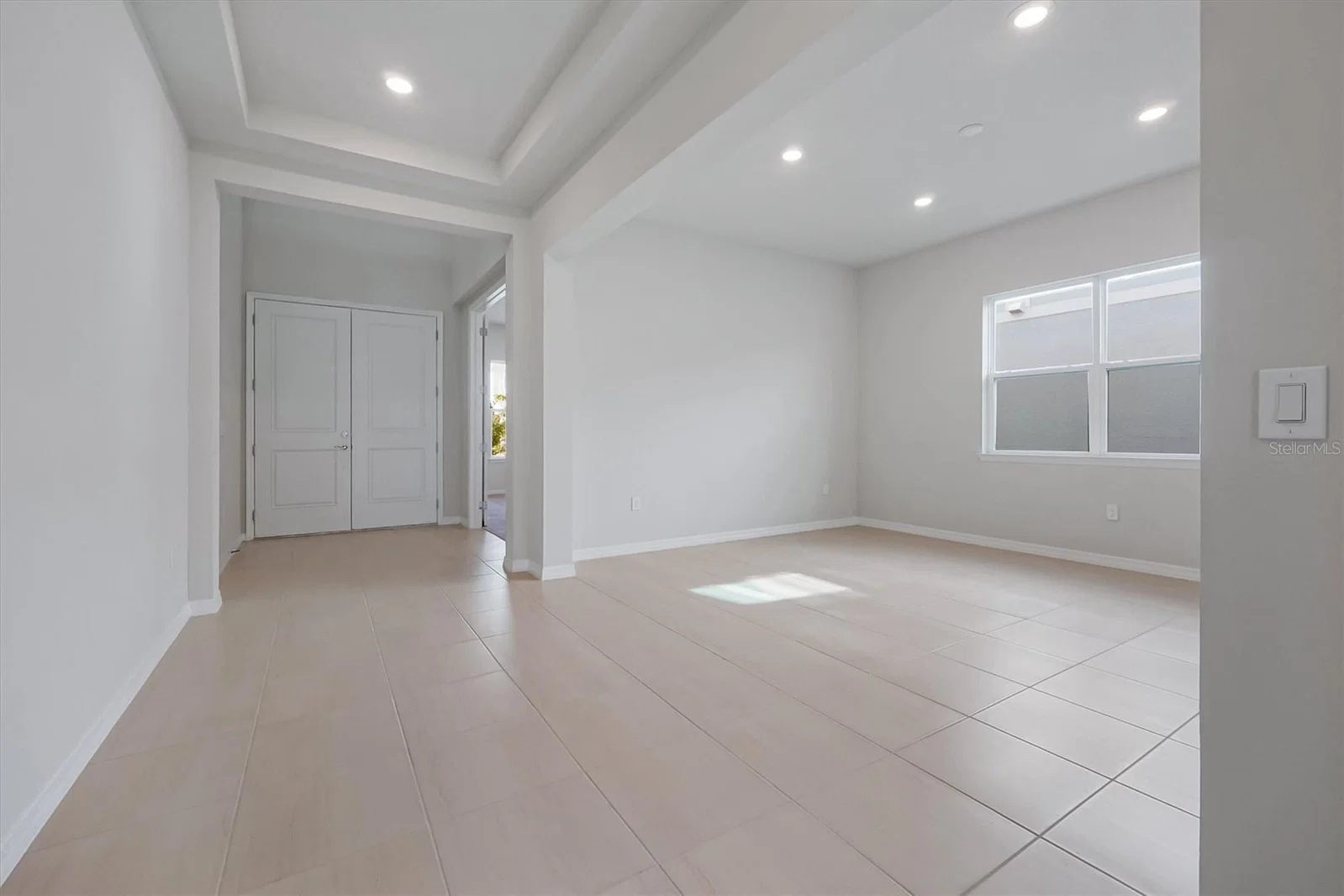 8399 PARK CLIFF 5