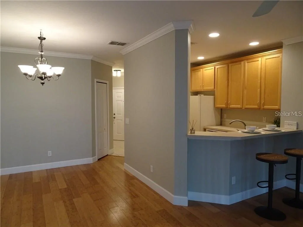 3473 VICTORIA PINES 4