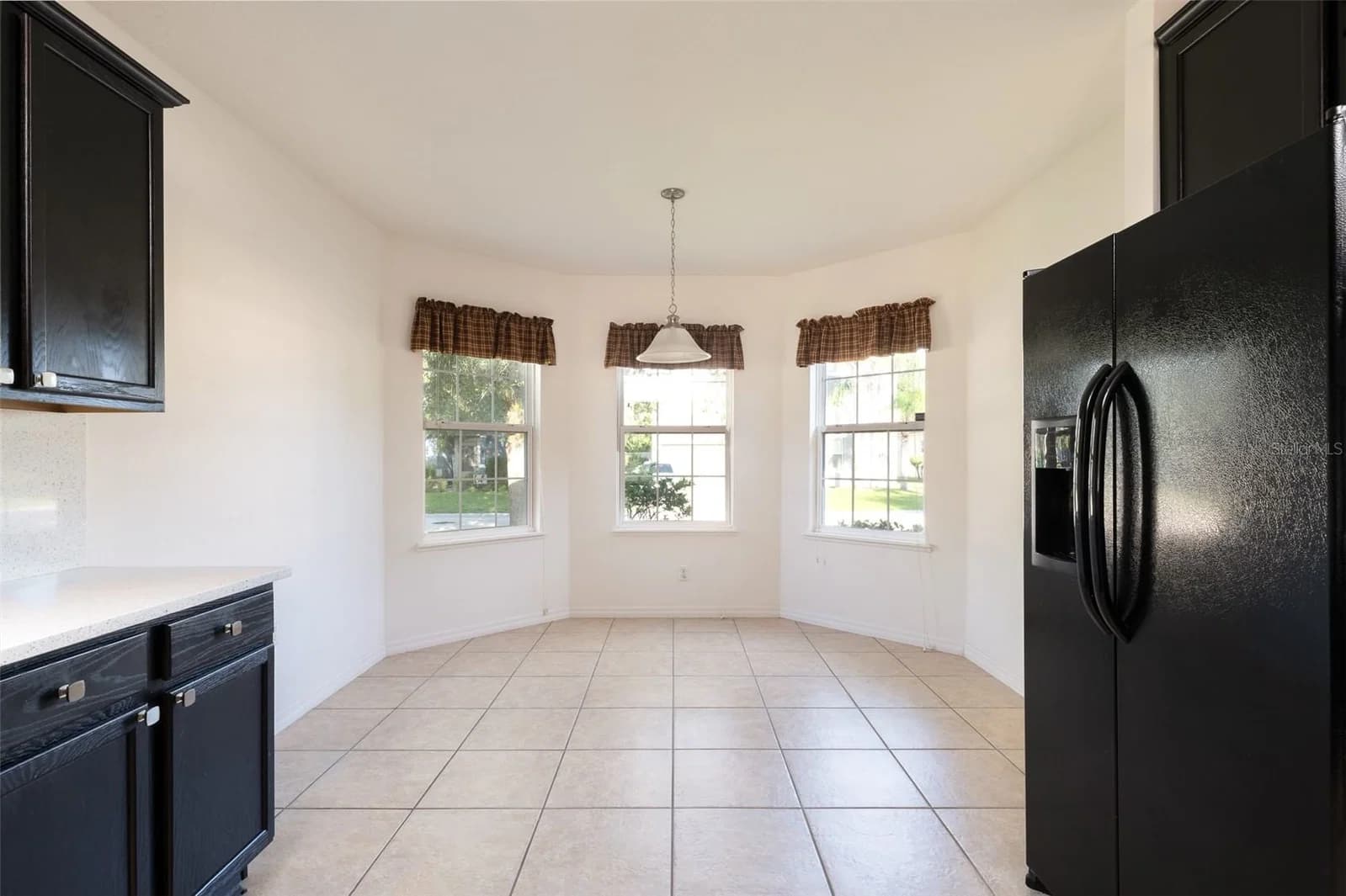 1569 TAMARIND 5