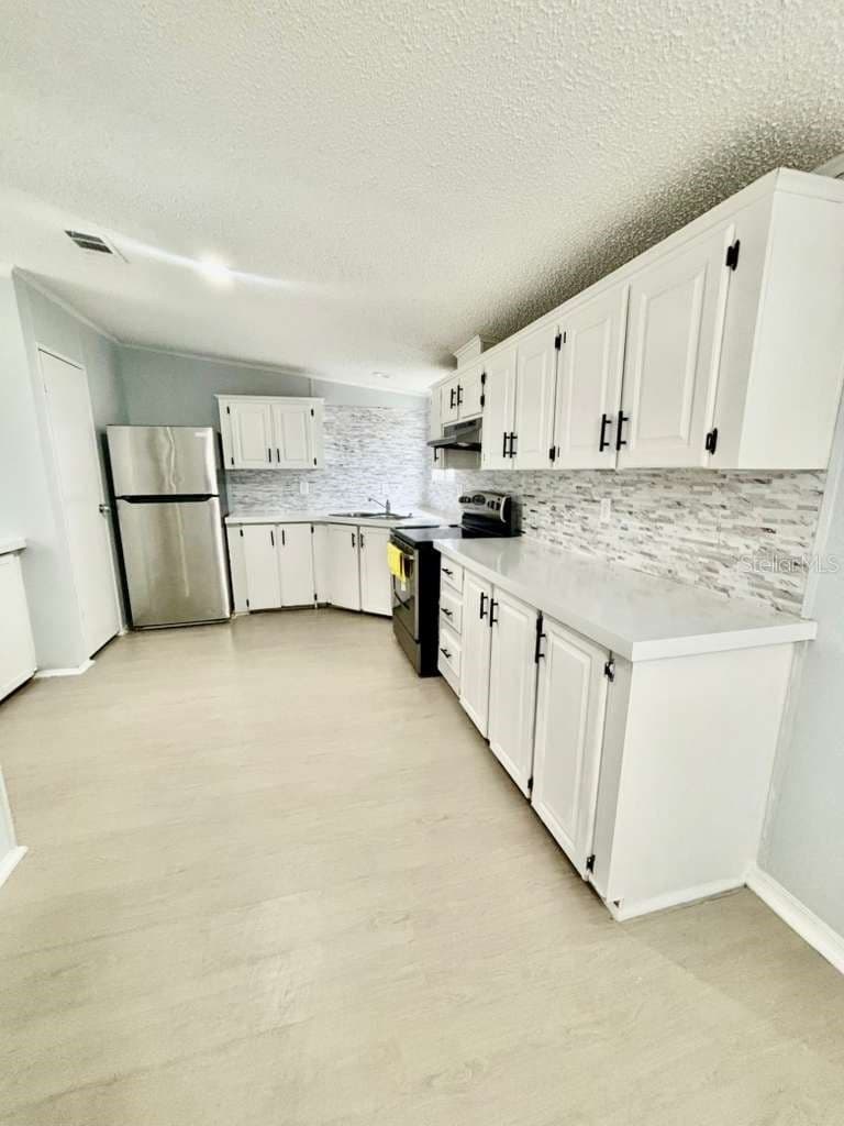 218 DIAMOND ACRES 2