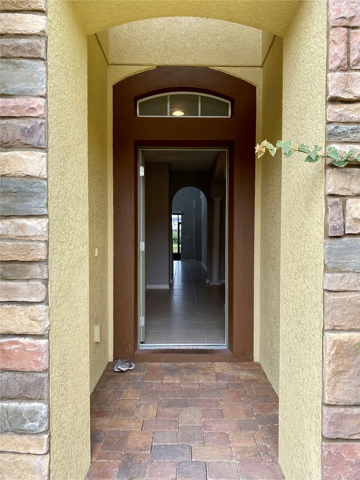 987 FOUNTAIN COIN, Orlando, FL 32828 2