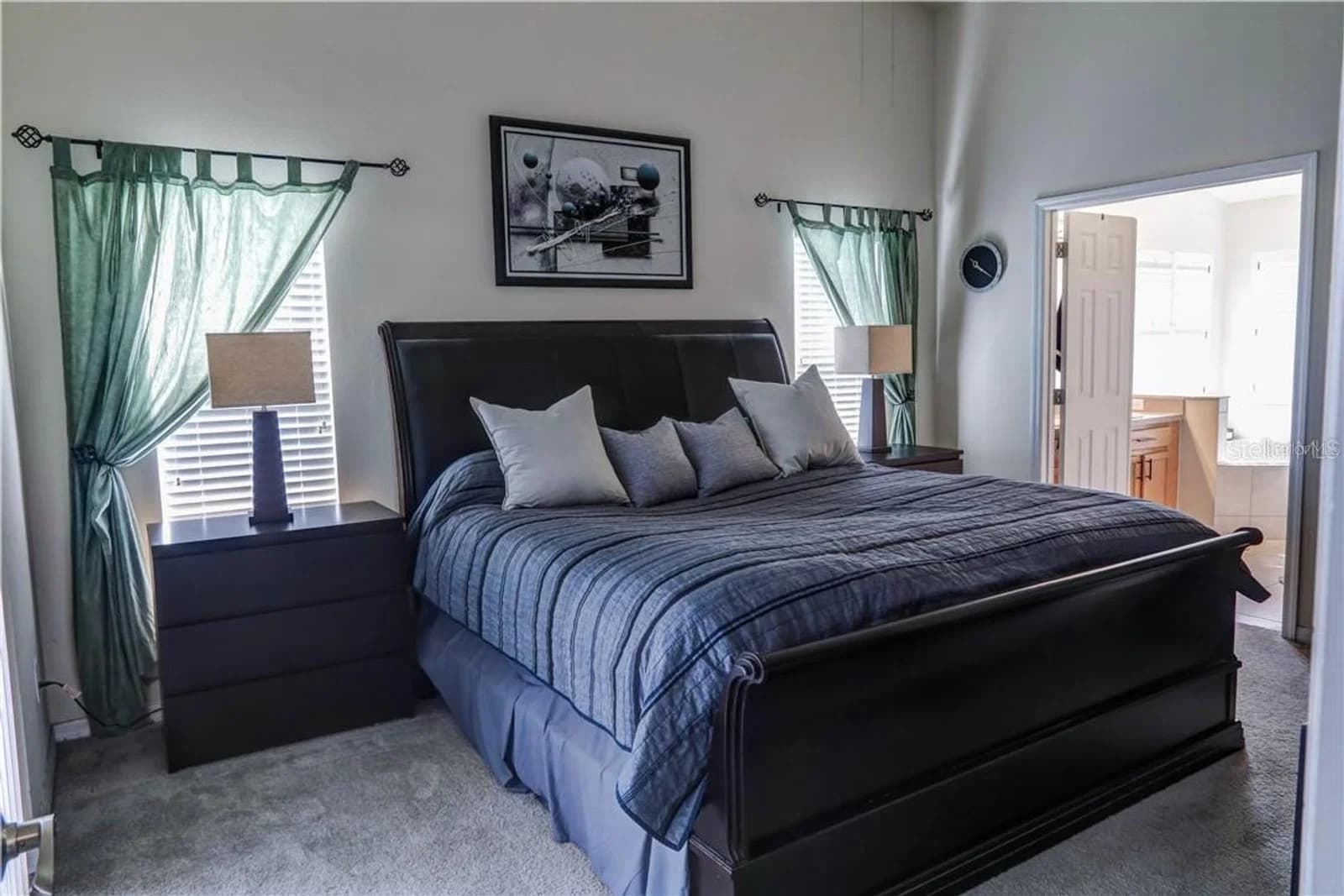 1521 ECHO LAKE 3