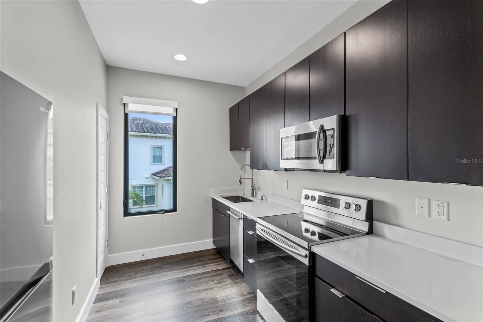 14105 CORRIGAN 2