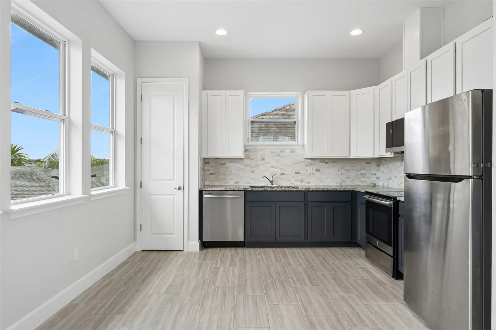 8033 NEMOURS 5