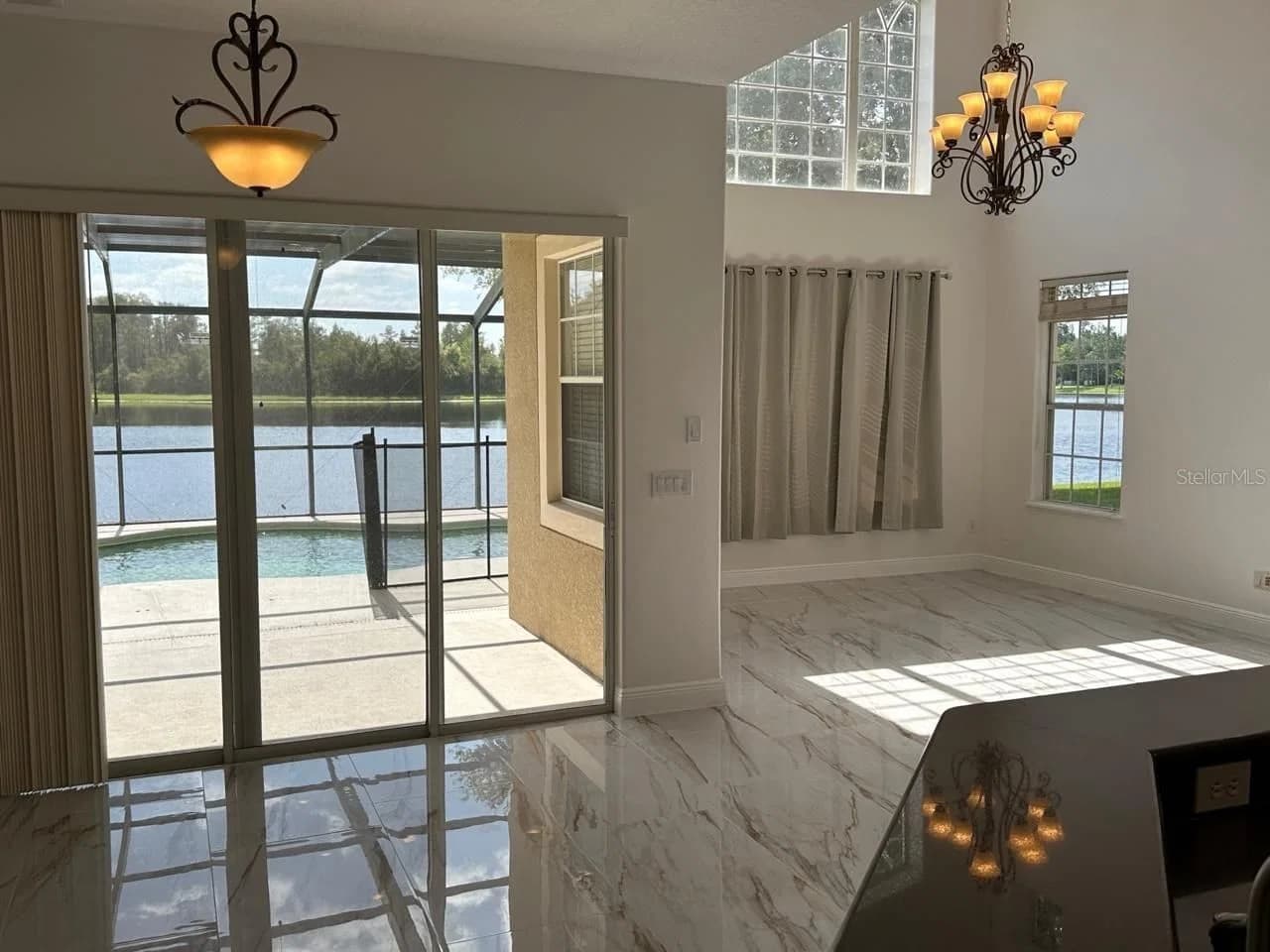 844 SPRING OAK 4