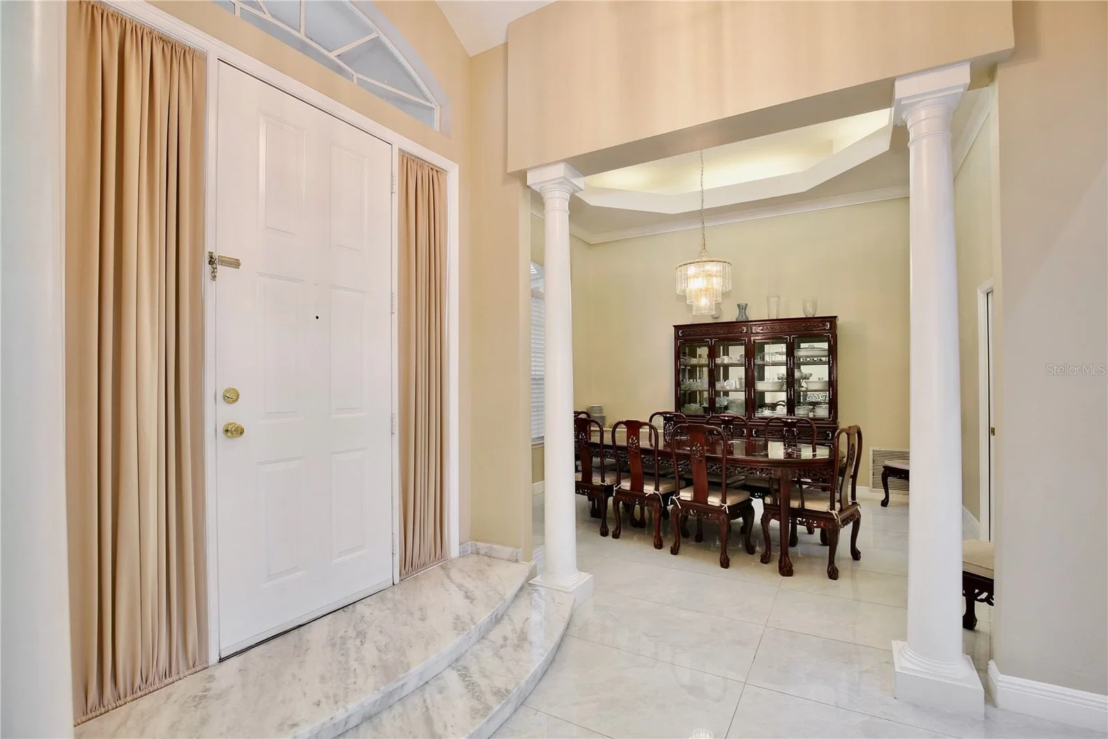 9374 WICKHAM, Orlando, FL 32836 2