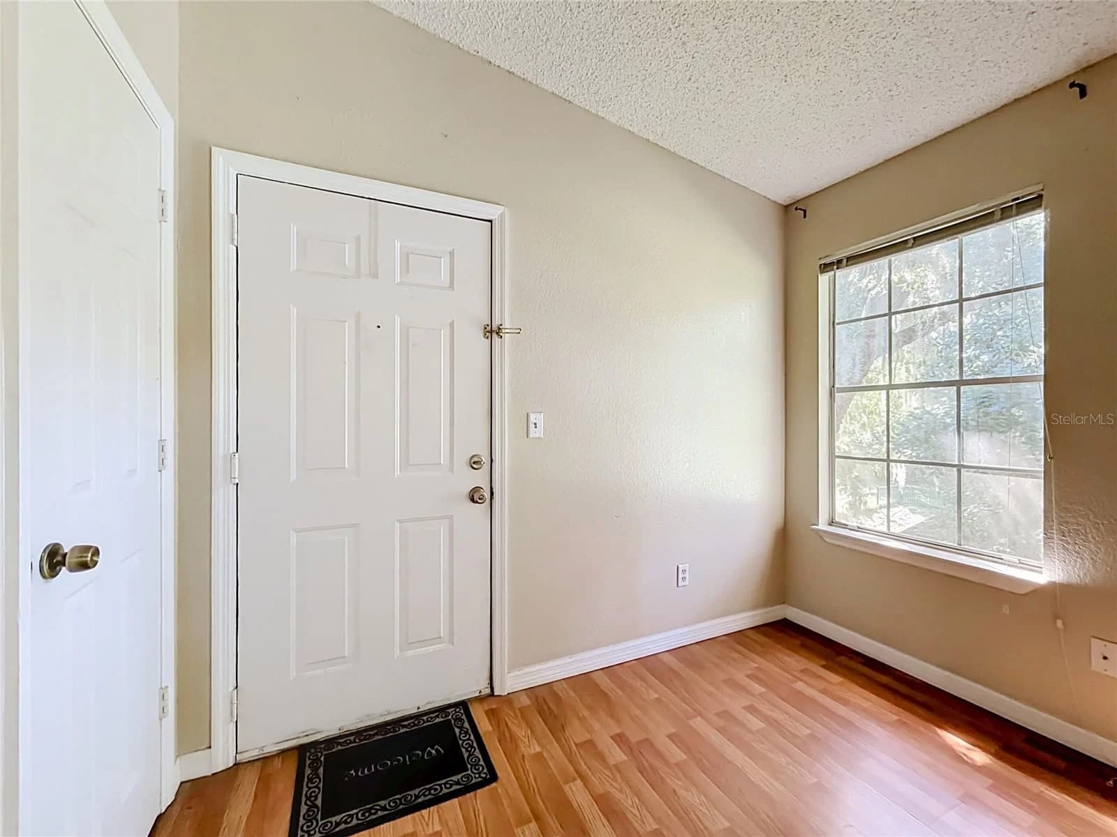 2550 ALAFAYA 4