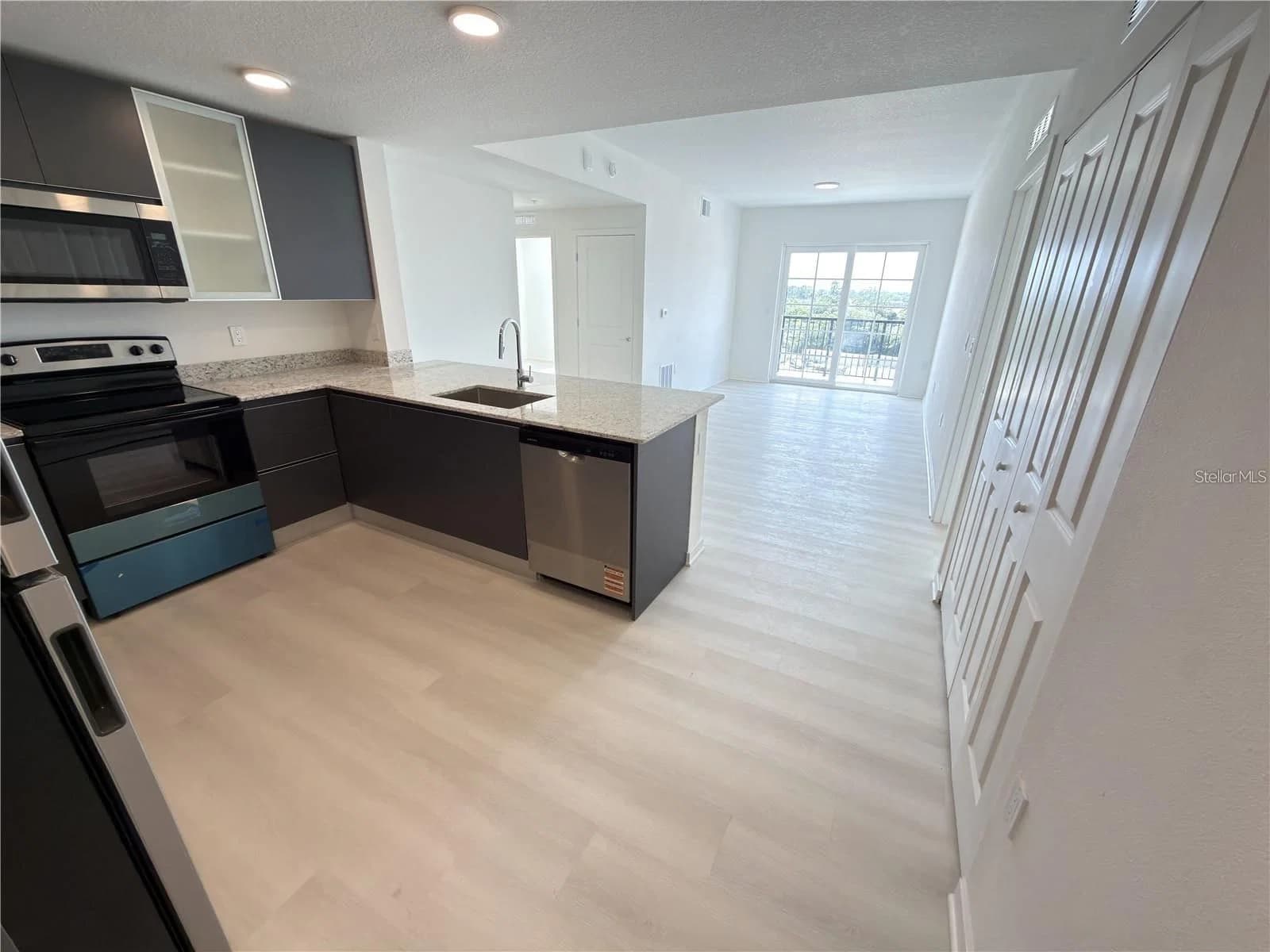 5563 MILLENIA PARK BLVD 4