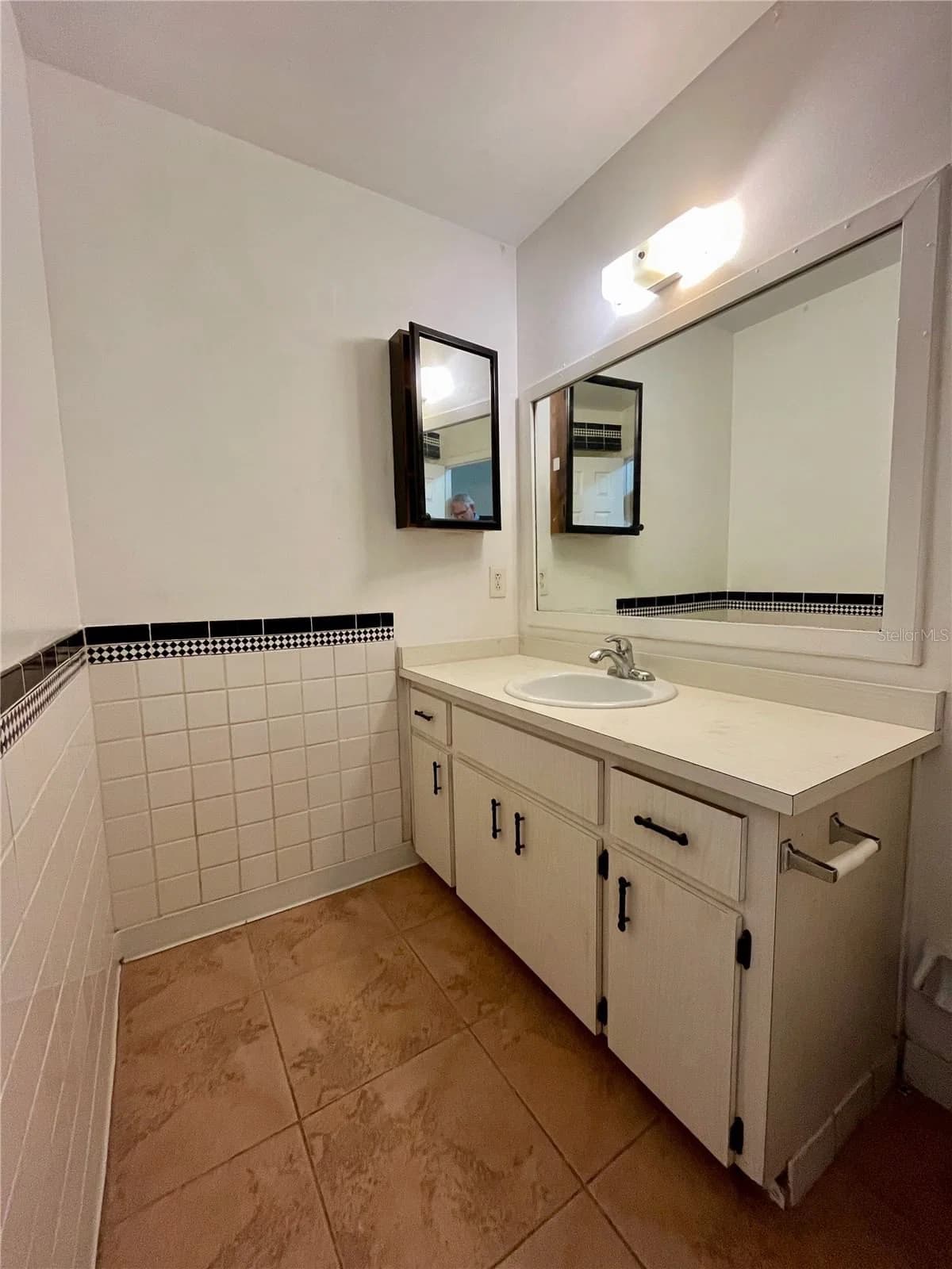 6659 WESTMONT 5