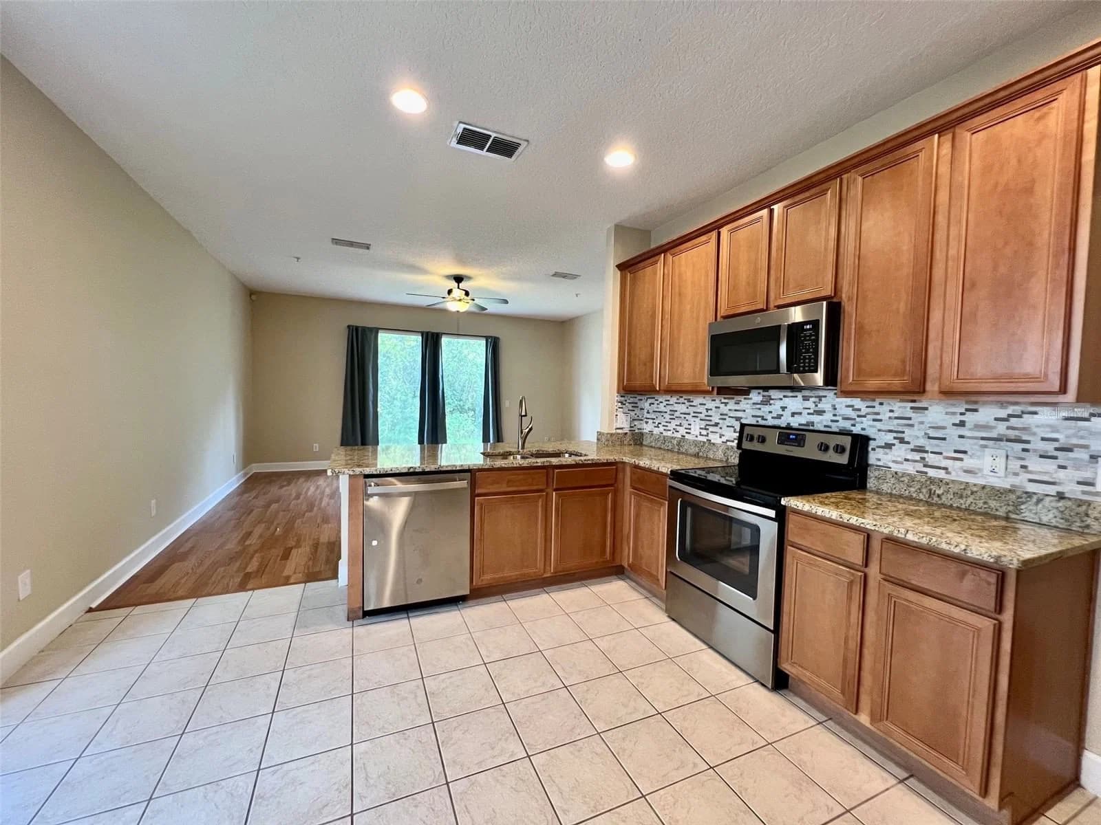 10429 KRISTEN PARK 3
