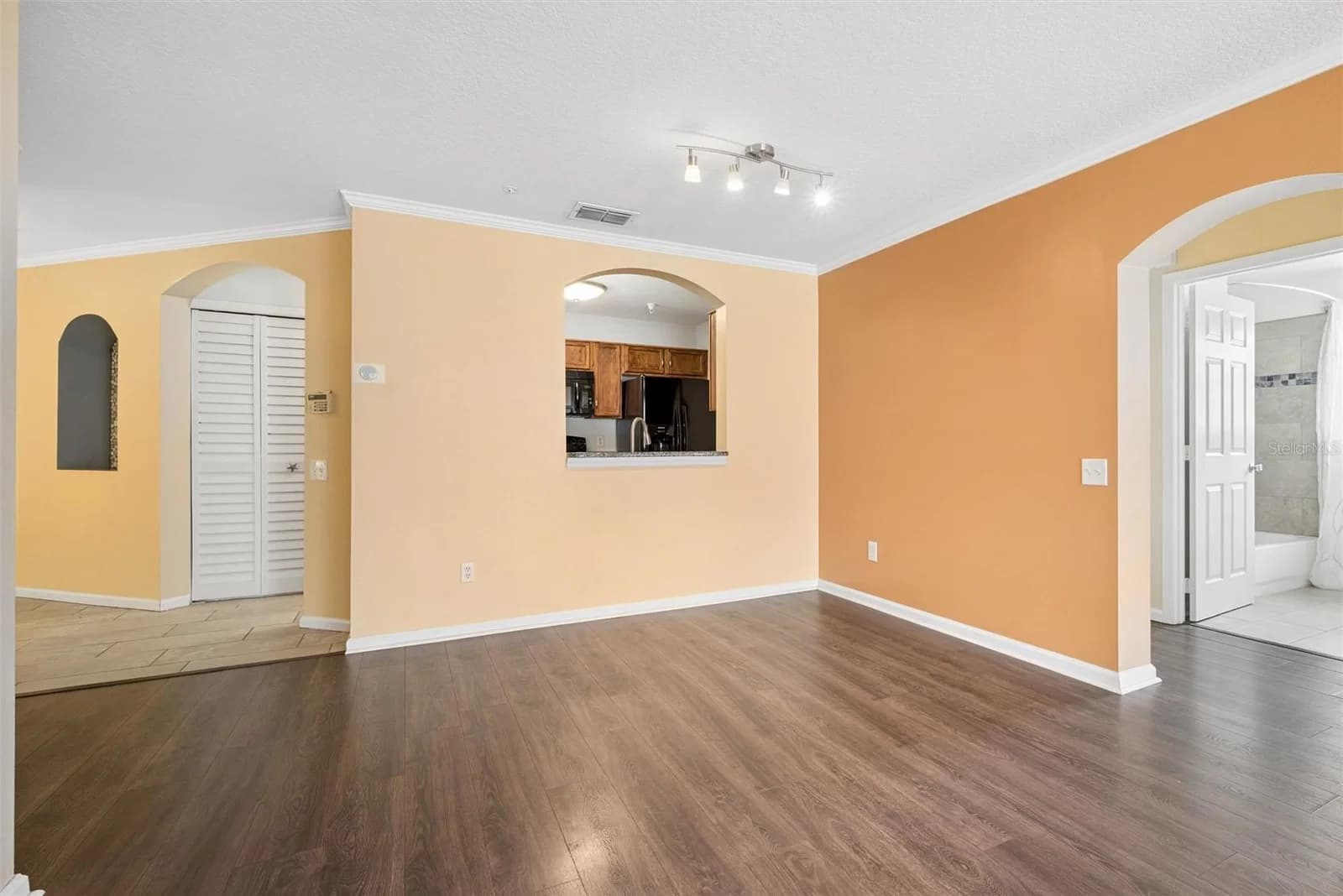 3930 SOUTHPOINTE 5