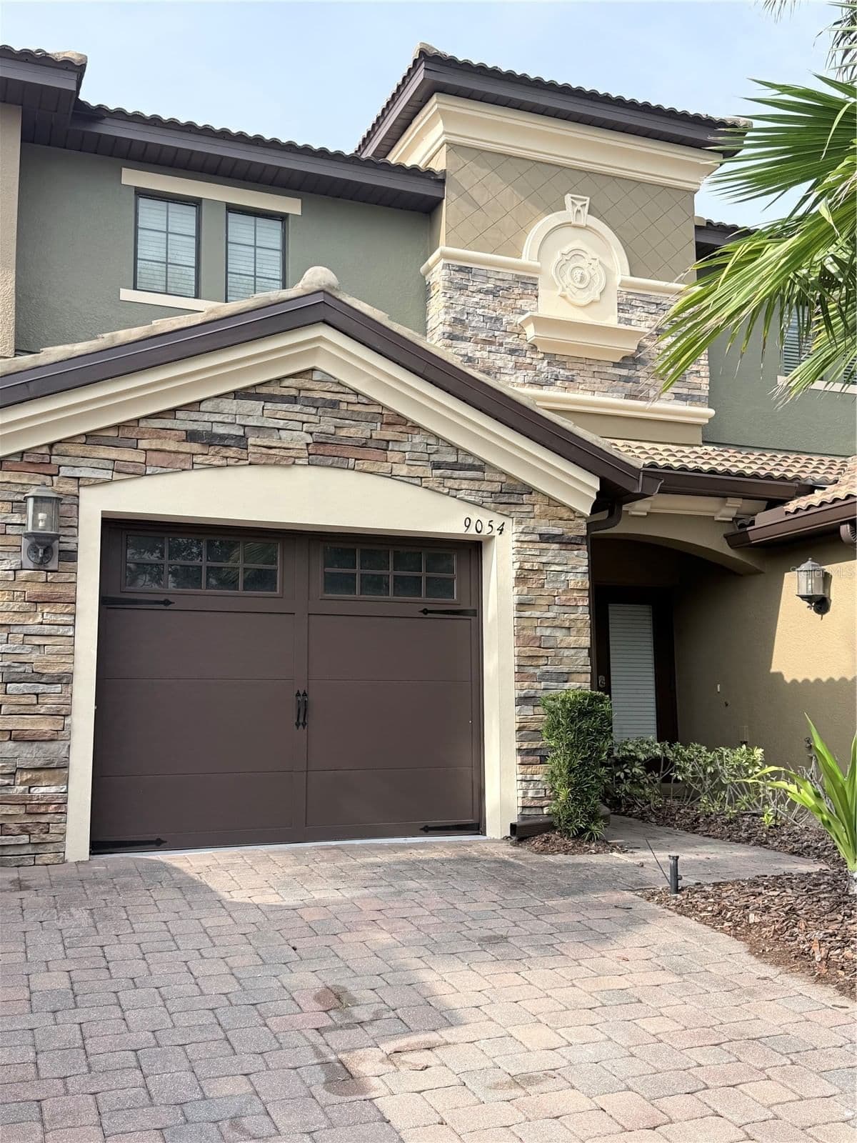 9054 AZALEA SANDS 2