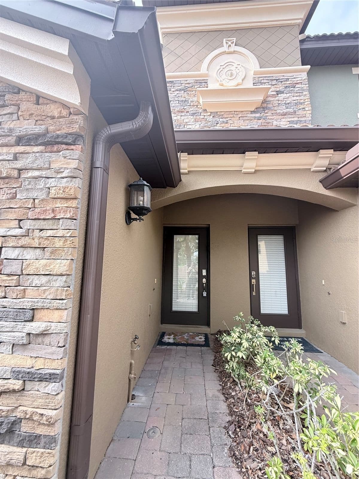 9054 AZALEA SANDS 3