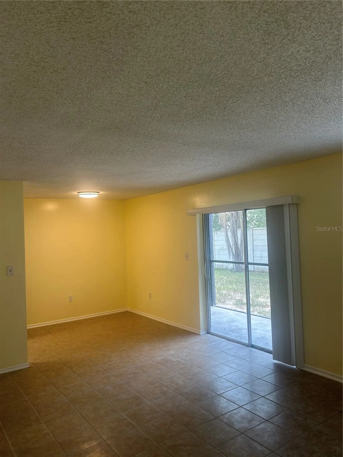 2513 ALAFAYA 4