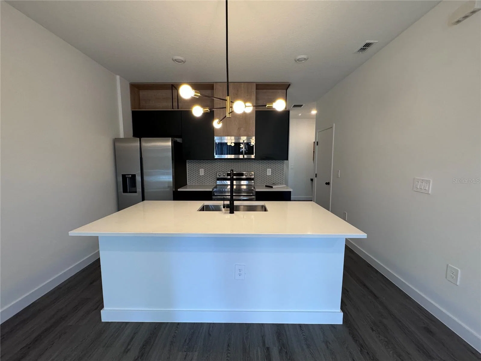 3239 SUSTAINABLE 4
