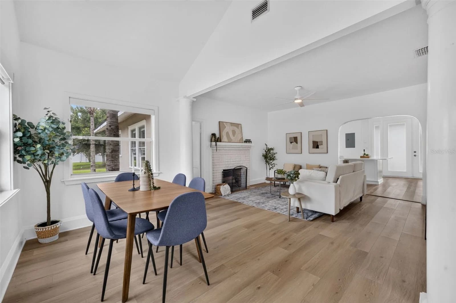 317 KING ST 5