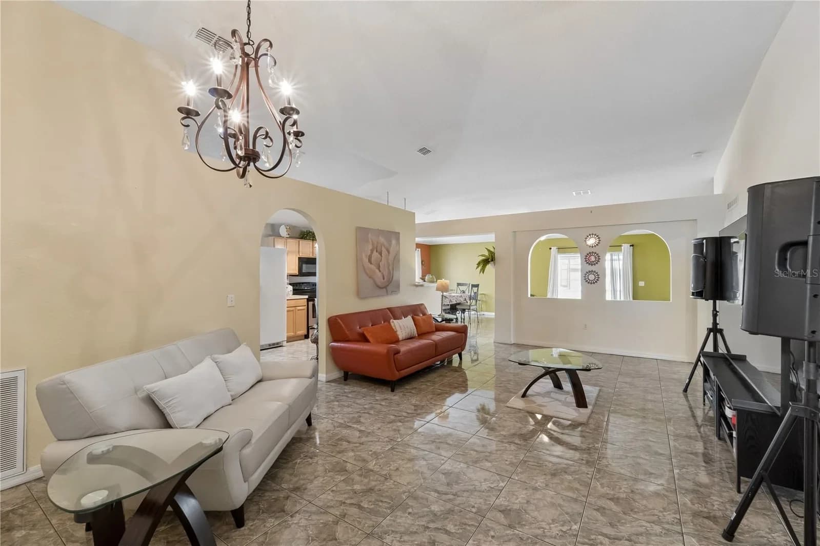 10354 LAXTON 4