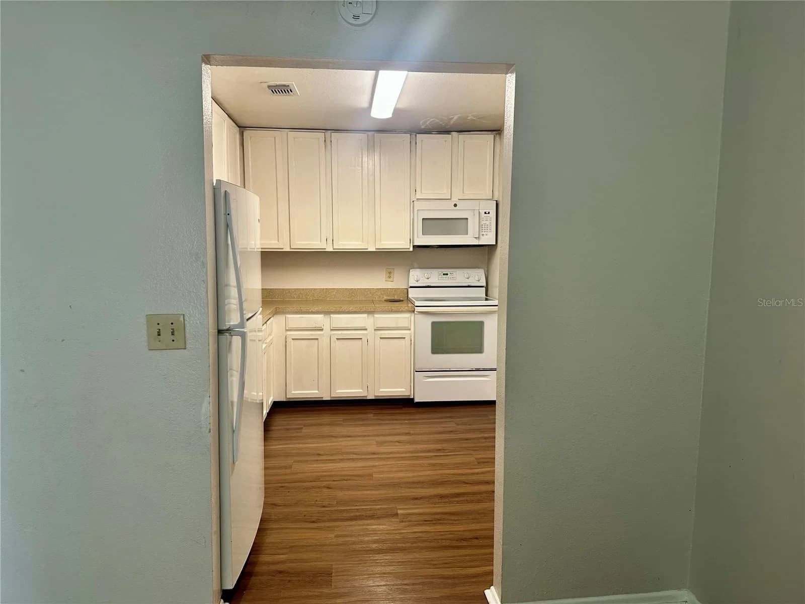 3992 VERSAILLES 3