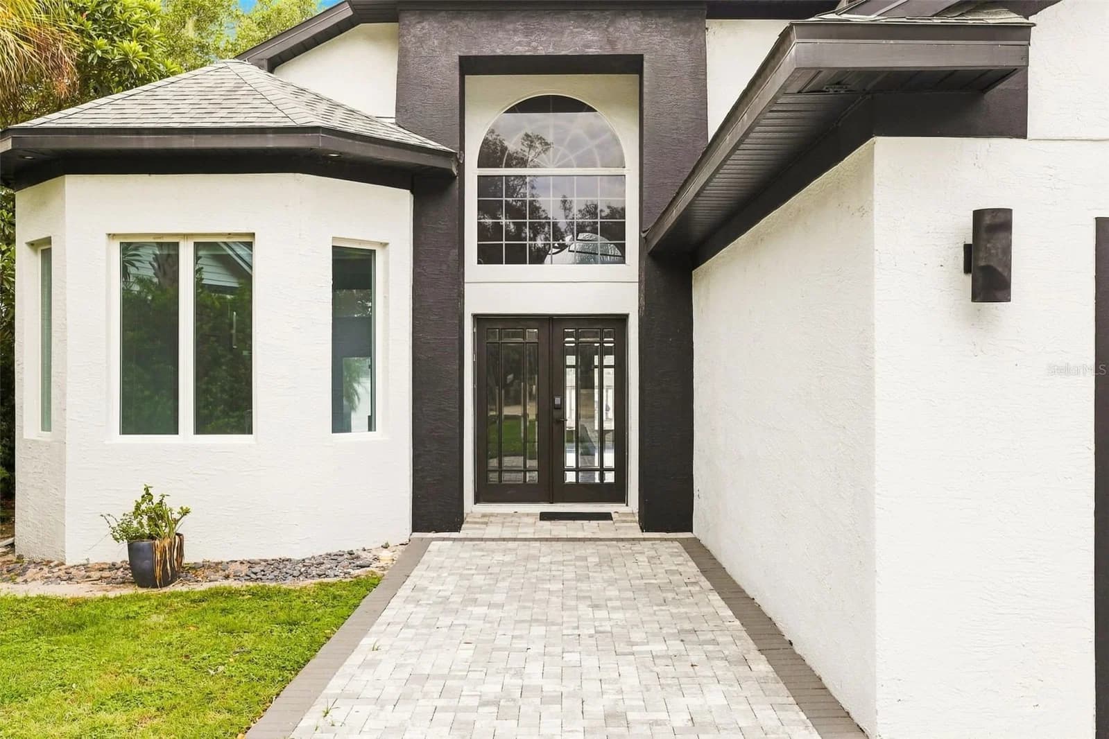 673 LAKE HARBOR 2
