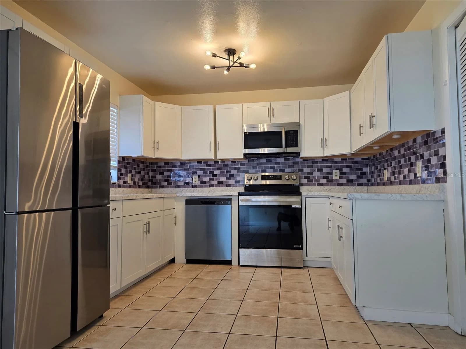 415 GREENWICH 4