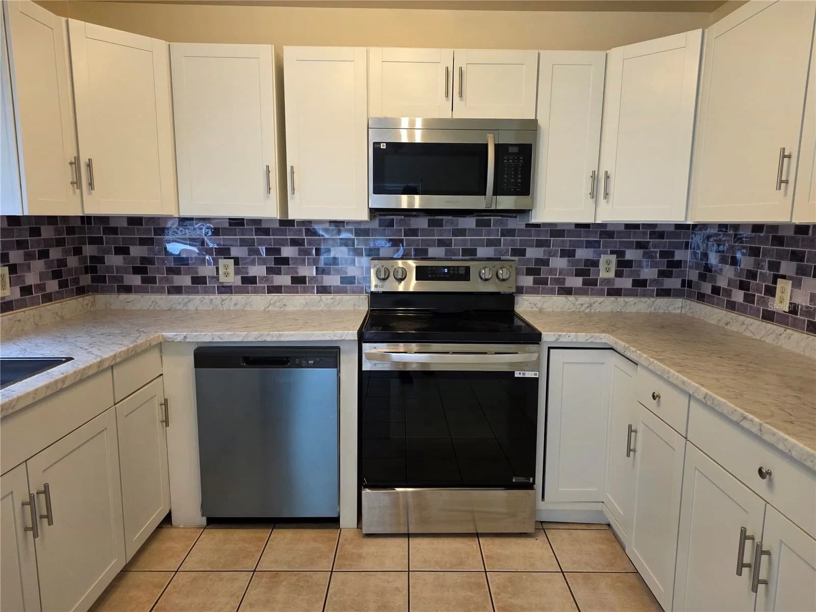 415 GREENWICH 5