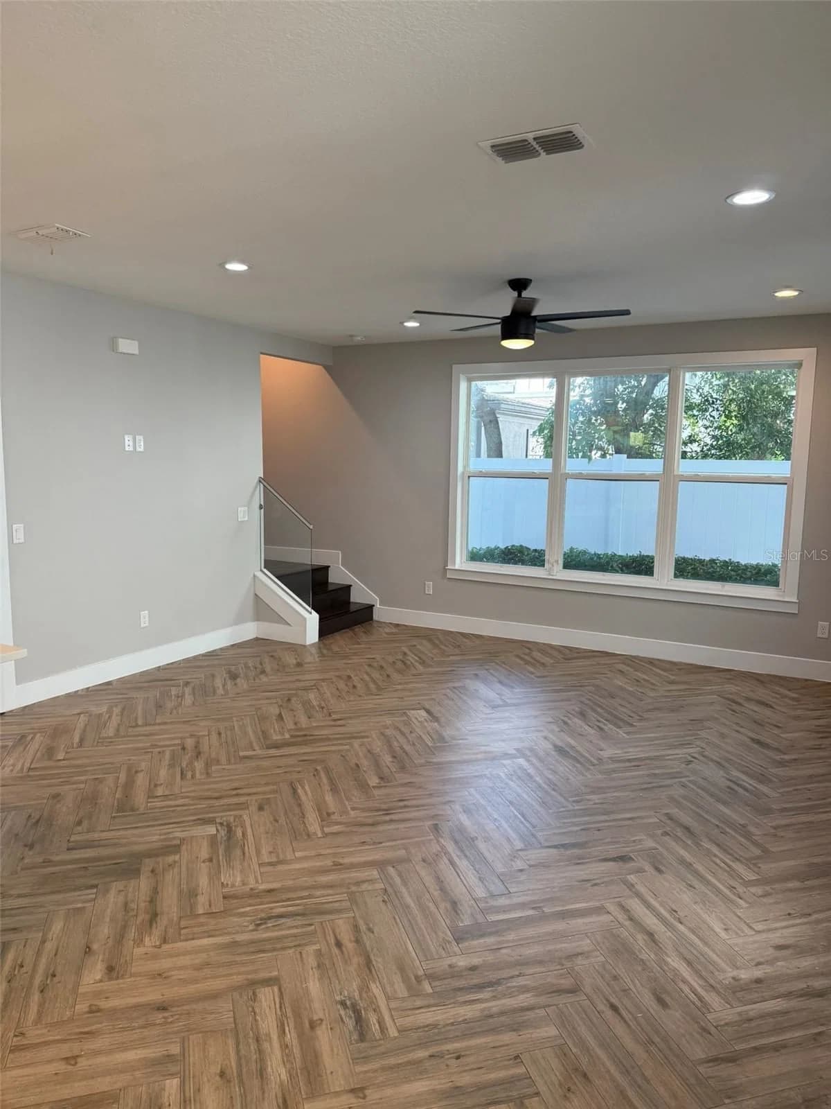 521 PEACHTREE 3