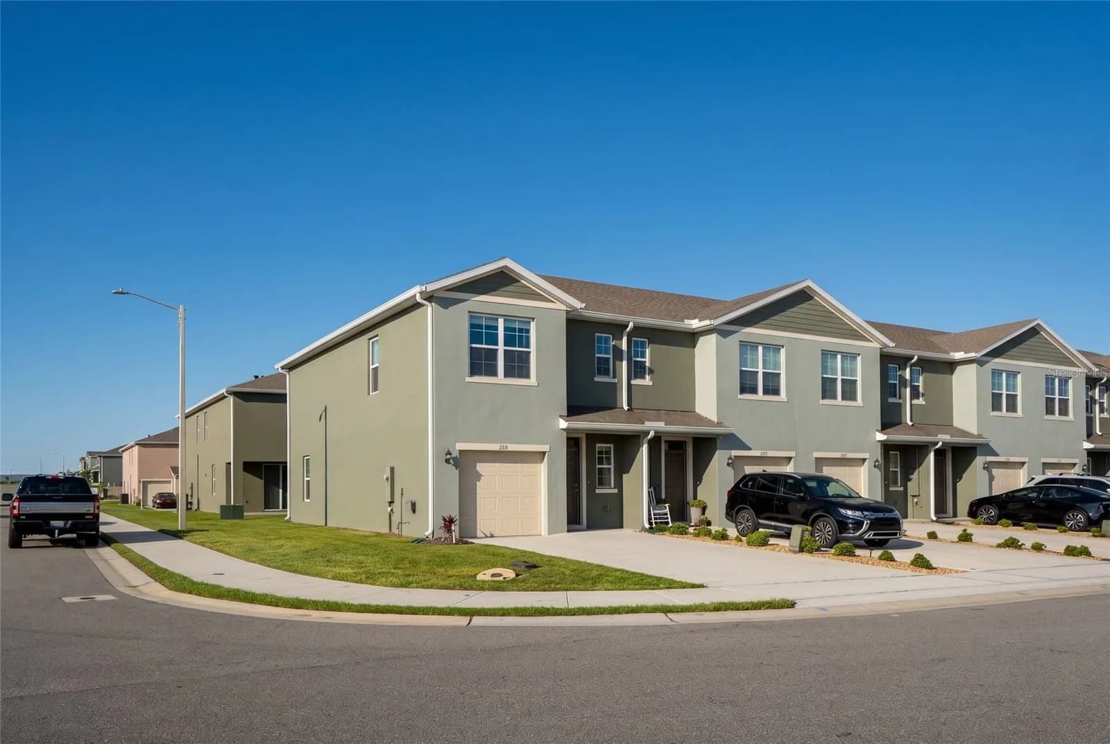 2331 GIFFORD 2