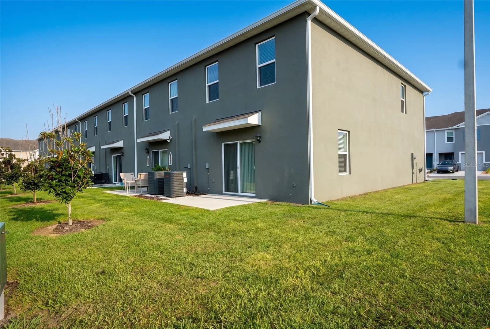 2331 GIFFORD 3