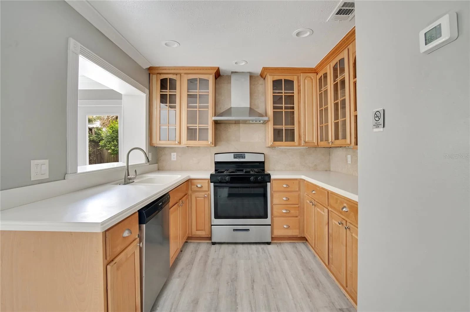 6151 SANDCREST 5