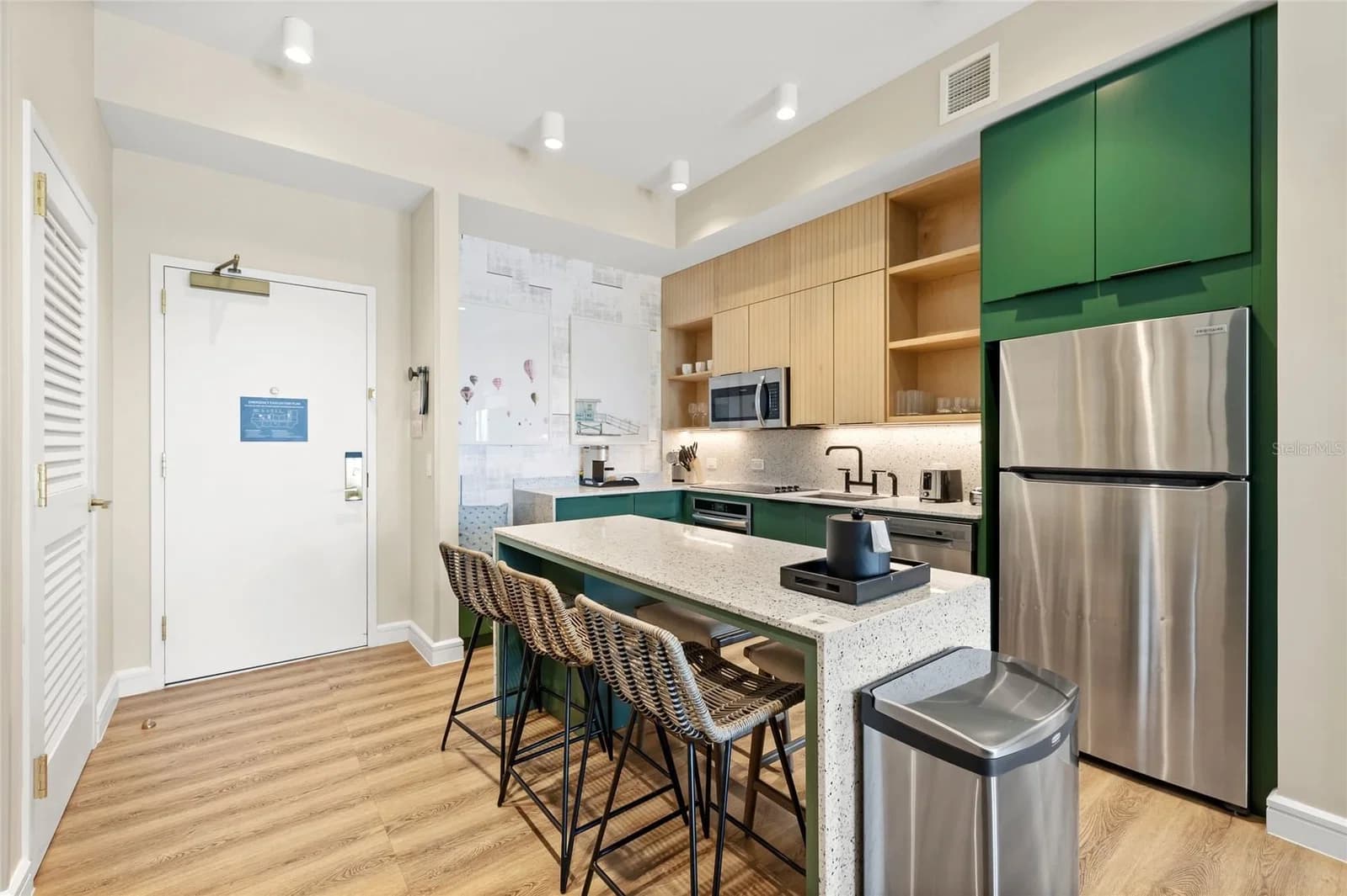 3151 SUNSET WALK 3