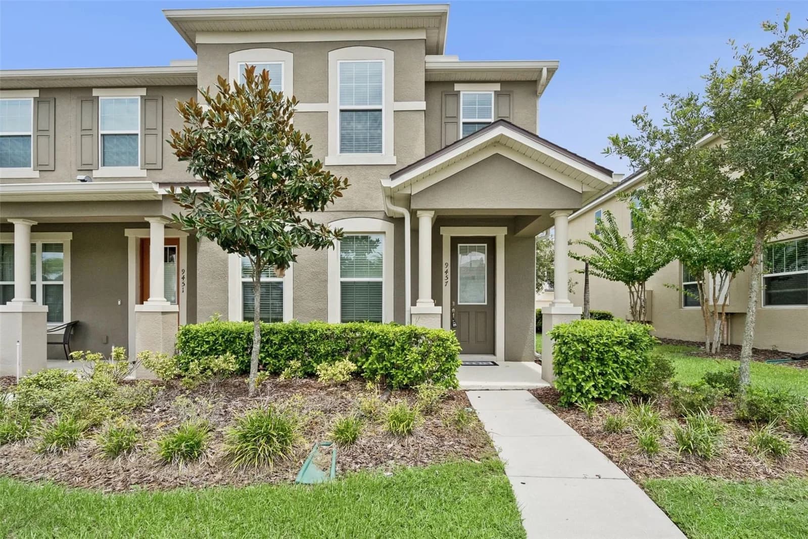 9457 RANDAL PARK 3