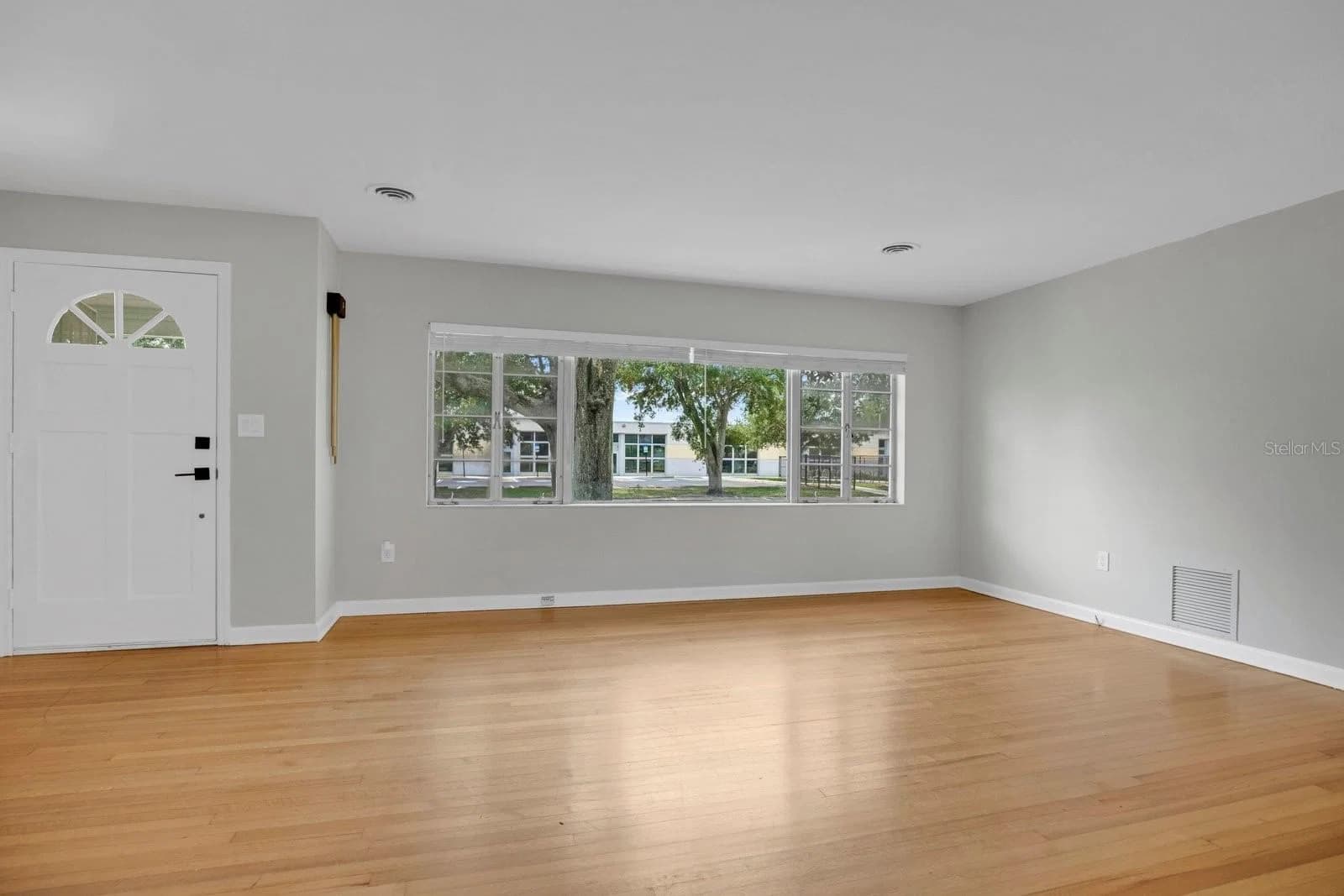 1427 BRYN MAWR 2